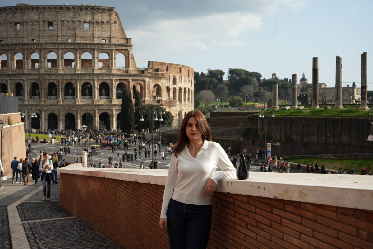 Portrait on the wall facing the Colosseum, Rome — Vela Arte