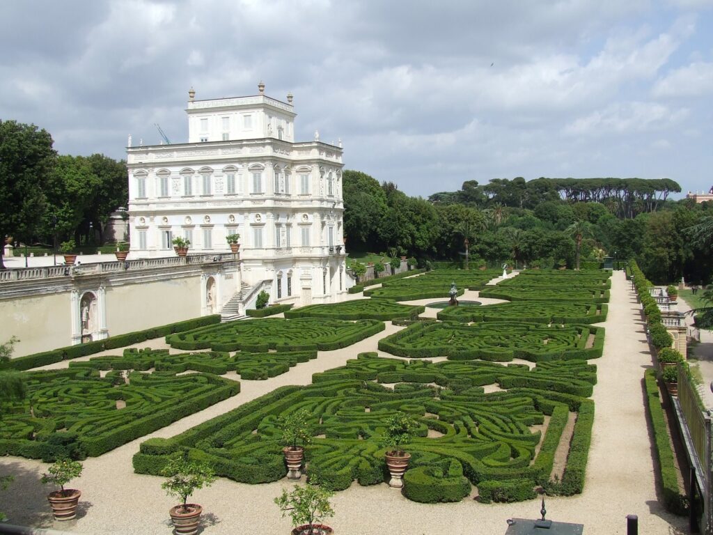 Villas in Rome for Photoshoots & Weddings: 11 Historic Estates (and How to Book Them) The Casino del Bel Respiro and box-hedge parterre at Villa Doria Pamphilj in Rome