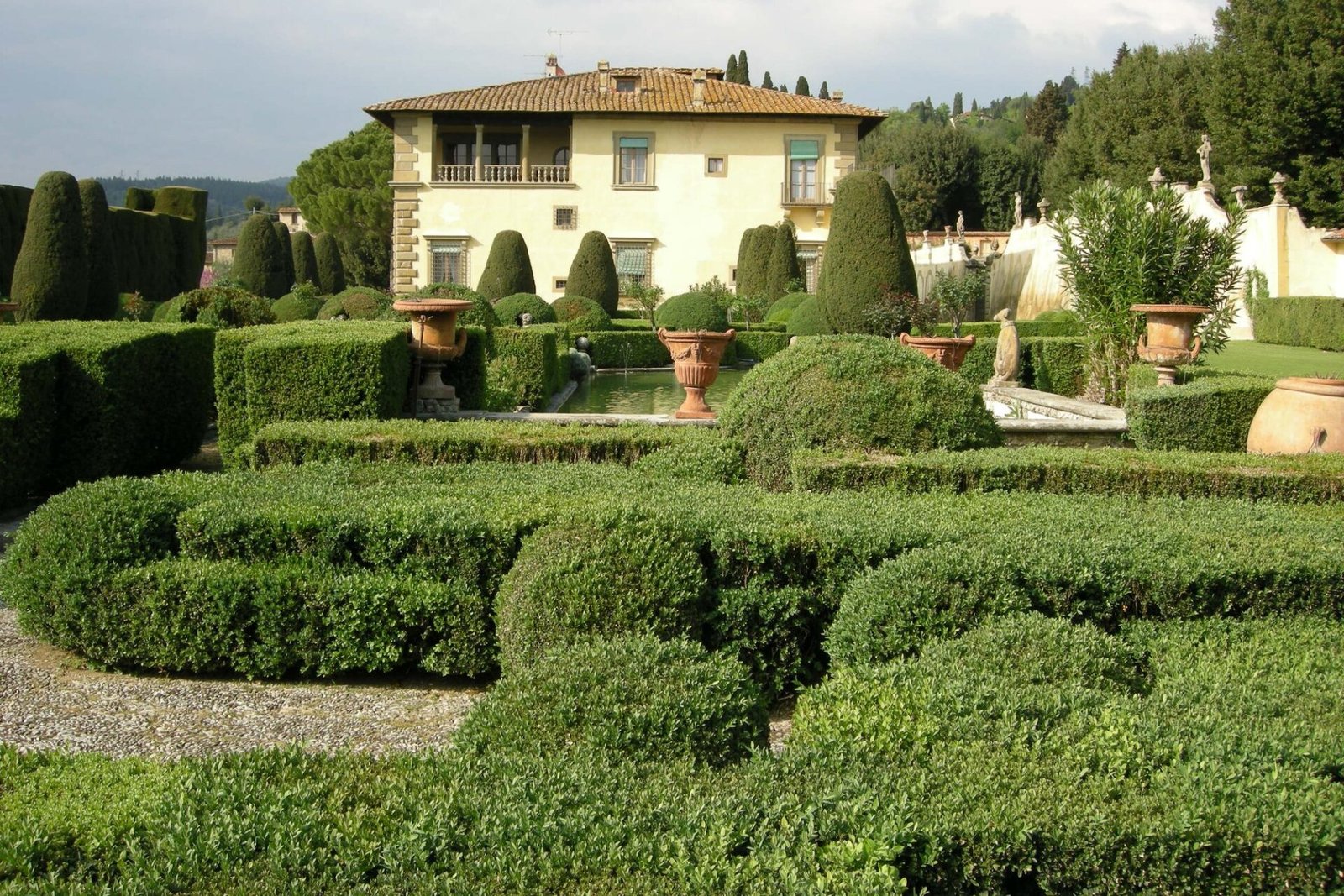 The box parterre and villa of Villa Gamberaia in Settignano above Florence